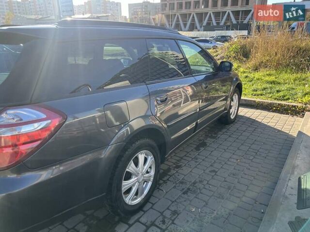 Серый Субару Аутбек, объемом двигателя 2.5 л и пробегом 298 тыс. км за 6300 $, фото 2 на Automoto.ua