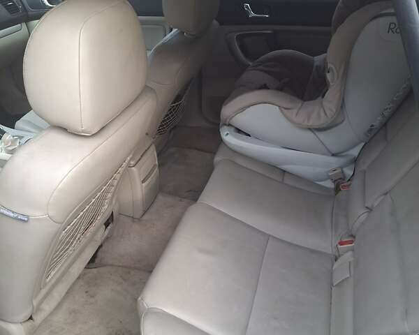 Серый Субару Аутбек, объемом двигателя 2 л и пробегом 216 тыс. км за 7000 $, фото 18 на Automoto.ua