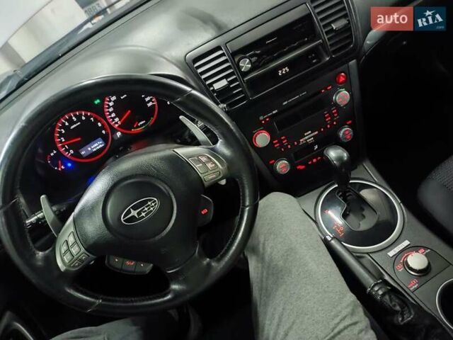 Серый Субару Аутбек, объемом двигателя 3 л и пробегом 161 тыс. км за 8900 $, фото 40 на Automoto.ua