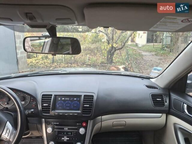 Серый Субару Аутбек, объемом двигателя 2 л и пробегом 216 тыс. км за 7000 $, фото 17 на Automoto.ua