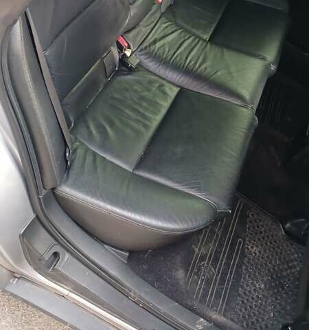 Серый Субару Аутбек, объемом двигателя 2.46 л и пробегом 212 тыс. км за 7600 $, фото 9 на Automoto.ua