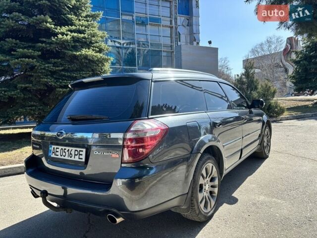 Серый Субару Аутбек, объемом двигателя 3 л и пробегом 250 тыс. км за 8000 $, фото 7 на Automoto.ua