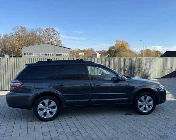 Серый Субару Аутбек, объемом двигателя 2 л и пробегом 366 тыс. км за 4450 $, фото 7 на Automoto.ua