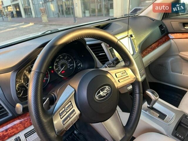 Серый Субару Аутбек, объемом двигателя 2.46 л и пробегом 265 тыс. км за 9700 $, фото 22 на Automoto.ua