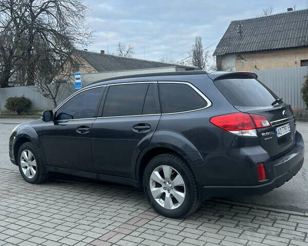 Серый Субару Аутбек, объемом двигателя 2.46 л и пробегом 125 тыс. км за 9300 $, фото 10 на Automoto.ua