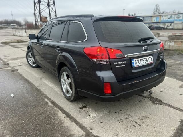 Сірий Субару Аутбек, об'ємом двигуна 2 л та пробігом 196 тис. км за 7900 $, фото 5 на Automoto.ua