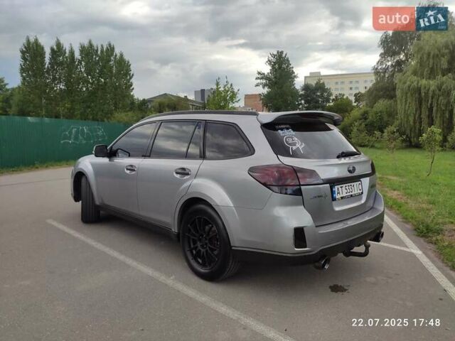 Серый Субару Аутбек, объемом двигателя 2 л и пробегом 230 тыс. км за 8000 $, фото 5 на Automoto.ua