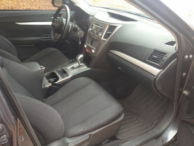 Серый Субару Аутбек, объемом двигателя 2.5 л и пробегом 200 тыс. км за 8300 $, фото 8 на Automoto.ua