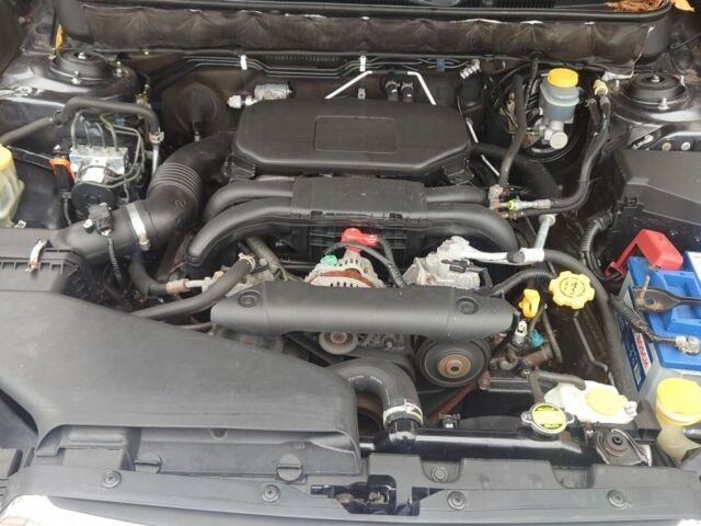 Серый Субару Аутбек, объемом двигателя 2.5 л и пробегом 200 тыс. км за 8300 $, фото 6 на Automoto.ua