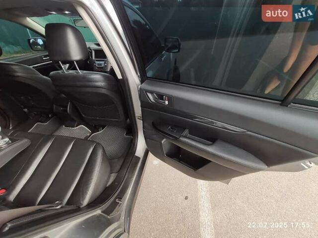Серый Субару Аутбек, объемом двигателя 2 л и пробегом 230 тыс. км за 8000 $, фото 20 на Automoto.ua