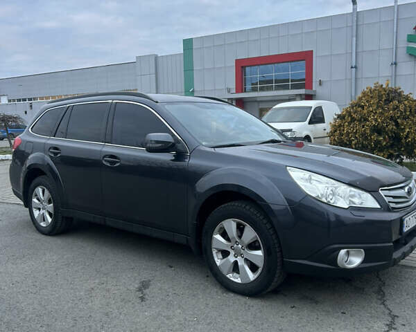 Серый Субару Аутбек, объемом двигателя 2.46 л и пробегом 125 тыс. км за 9300 $, фото 3 на Automoto.ua