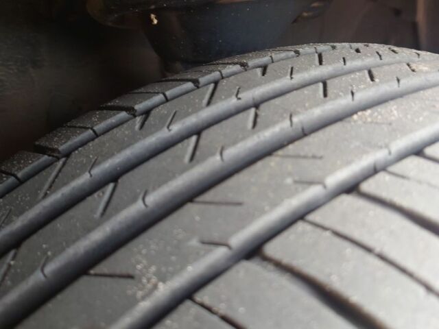 Серый Субару Аутбек, объемом двигателя 2.5 л и пробегом 200 тыс. км за 8300 $, фото 7 на Automoto.ua