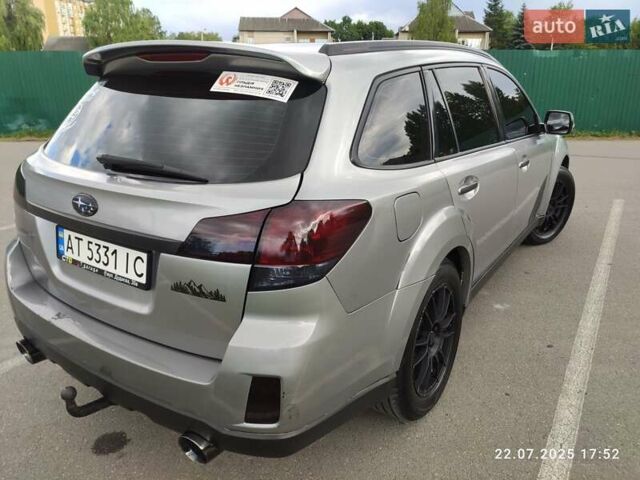 Серый Субару Аутбек, объемом двигателя 2 л и пробегом 230 тыс. км за 8000 $, фото 10 на Automoto.ua