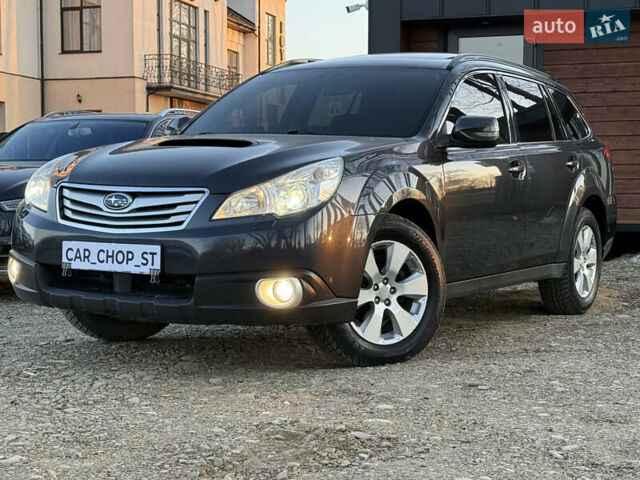 Сірий Субару Аутбек, об'ємом двигуна 2 л та пробігом 223 тис. км за 7200 $, фото 1 на Automoto.ua
