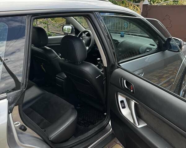 Серый Субару Аутбек, объемом двигателя 2 л и пробегом 215 тыс. км за 7500 $, фото 8 на Automoto.ua