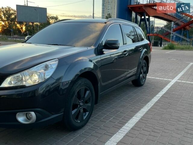 Серый Субару Аутбек, объемом двигателя 2.46 л и пробегом 180 тыс. км за 9800 $, фото 6 на Automoto.ua