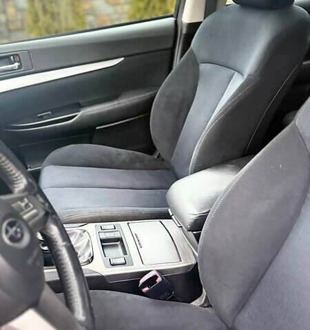 Сірий Субару Аутбек, об'ємом двигуна 2.46 л та пробігом 206 тис. км за 6700 $, фото 12 на Automoto.ua