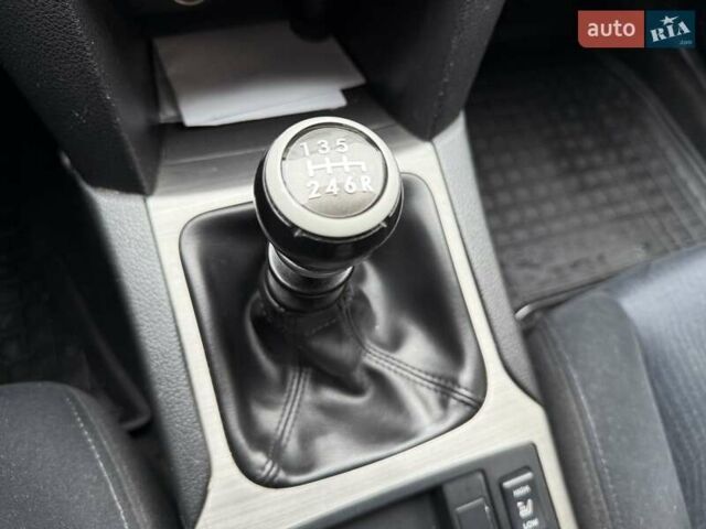 Серый Субару Аутбек, объемом двигателя 2 л и пробегом 350 тыс. км за 6900 $, фото 38 на Automoto.ua