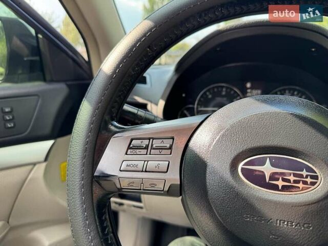 Серый Субару Аутбек, объемом двигателя 2 л и пробегом 257 тыс. км за 8990 $, фото 28 на Automoto.ua
