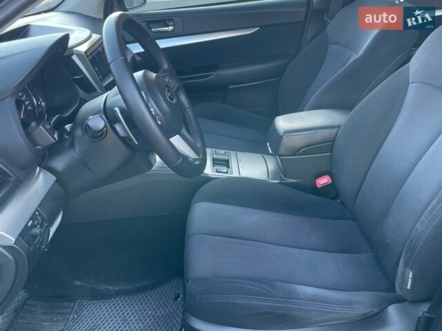 Серый Субару Аутбек, объемом двигателя 2.46 л и пробегом 180 тыс. км за 9800 $, фото 15 на Automoto.ua