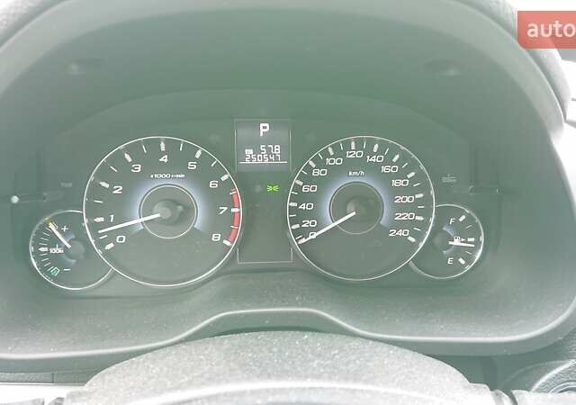 Сірий Субару Аутбек, об'ємом двигуна 2.46 л та пробігом 250 тис. км за 8100 $, фото 7 на Automoto.ua