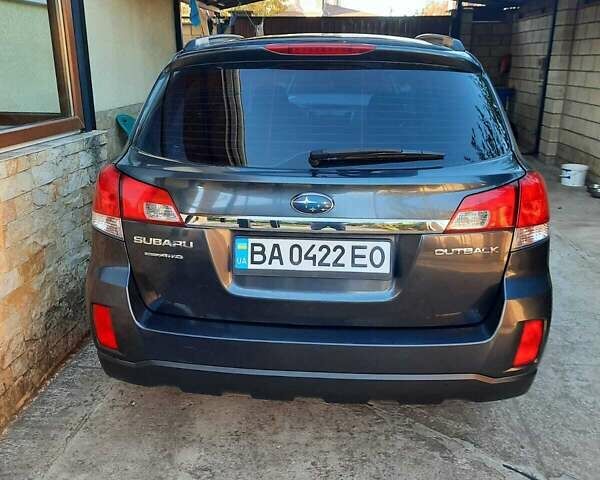 Серый Субару Аутбек, объемом двигателя 2.46 л и пробегом 194 тыс. км за 8500 $, фото 6 на Automoto.ua