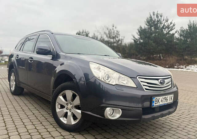 Сірий Субару Аутбек, об'ємом двигуна 2.46 л та пробігом 206 тис. км за 6700 $, фото 2 на Automoto.ua