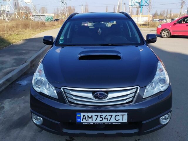 Субару Аутбек 2010 в Житомире на Automoto.ua Серый Субару Аутбек, объемом двигателя 2 л и пробегом 227 тыс. км за 8800 $, фото 3 на Automoto.ua
