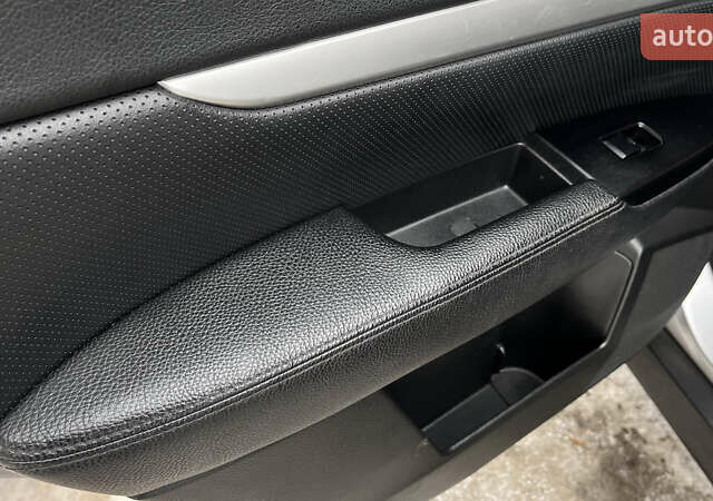 Серый Субару Аутбек, объемом двигателя 2.46 л и пробегом 220 тыс. км за 8300 $, фото 21 на Automoto.ua