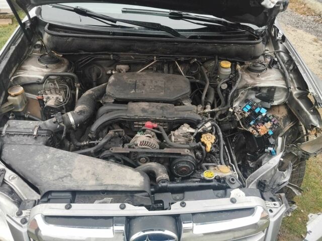 Сірий Субару Аутбек, об'ємом двигуна 0 л та пробігом 3 тис. км за 5000 $, фото 2 на Automoto.ua