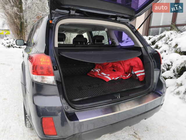 Сірий Субару Аутбек, об'ємом двигуна 2.46 л та пробігом 189 тис. км за 9900 $, фото 29 на Automoto.ua