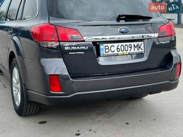 Серый Субару Аутбек, объемом двигателя 2.5 л и пробегом 219 тыс. км за 7900 $, фото 7 на Automoto.ua