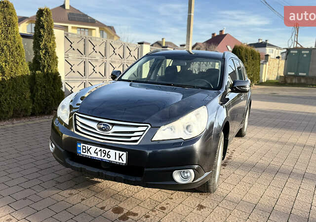 Серый Субару Аутбек, объемом двигателя 2.46 л и пробегом 206 тыс. км за 6700 $, фото 8 на Automoto.ua