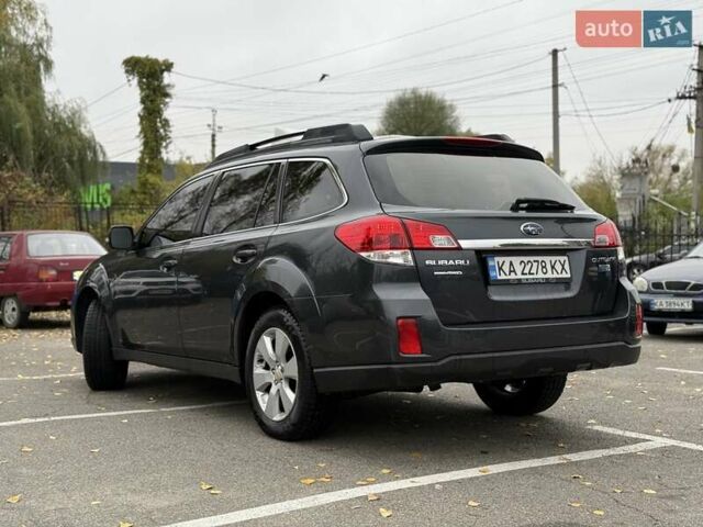 Серый Субару Аутбек, объемом двигателя 2 л и пробегом 350 тыс. км за 6900 $, фото 5 на Automoto.ua