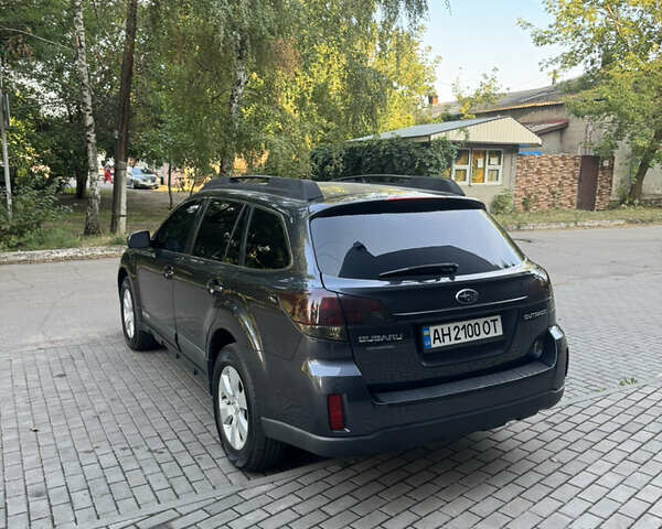 Сірий Субару Аутбек, об'ємом двигуна 2.46 л та пробігом 300 тис. км за 8750 $, фото 8 на Automoto.ua