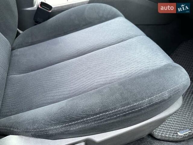 Сірий Субару Аутбек, об'ємом двигуна 2.46 л та пробігом 154 тис. км за 9300 $, фото 19 на Automoto.ua