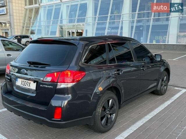 Серый Субару Аутбек, объемом двигателя 2.46 л и пробегом 180 тыс. км за 9800 $, фото 1 на Automoto.ua