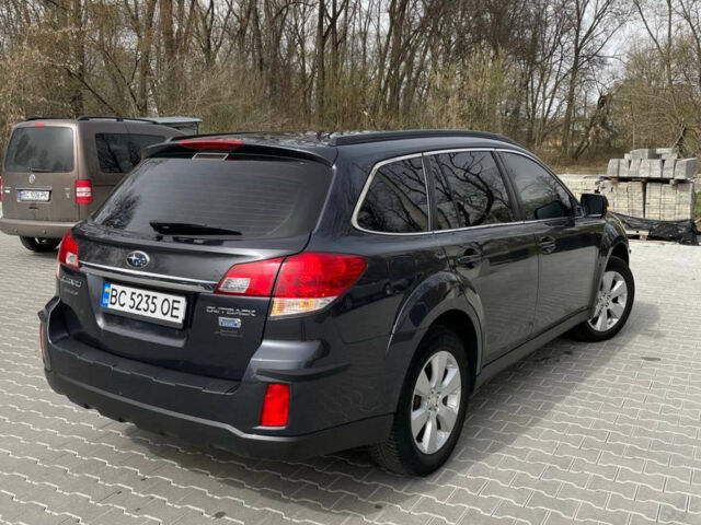 Серый Субару Аутбек, объемом двигателя 2 л и пробегом 247 тыс. км за 7000 $, фото 12 на Automoto.ua