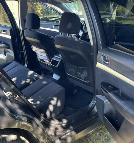 Серый Субару Аутбек, объемом двигателя 2.46 л и пробегом 222 тыс. км за 9800 $, фото 7 на Automoto.ua