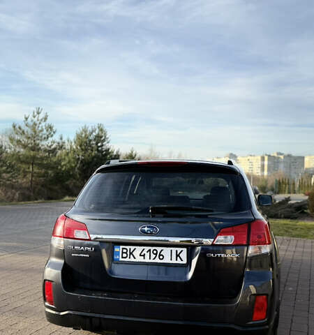 Серый Субару Аутбек, объемом двигателя 2.46 л и пробегом 206 тыс. км за 6700 $, фото 4 на Automoto.ua