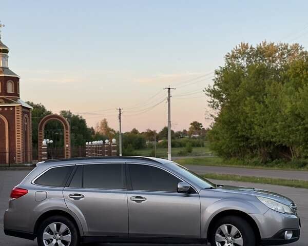 Сірий Субару Аутбек, об'ємом двигуна 2 л та пробігом 250 тис. км за 8000 $, фото 9 на Automoto.ua