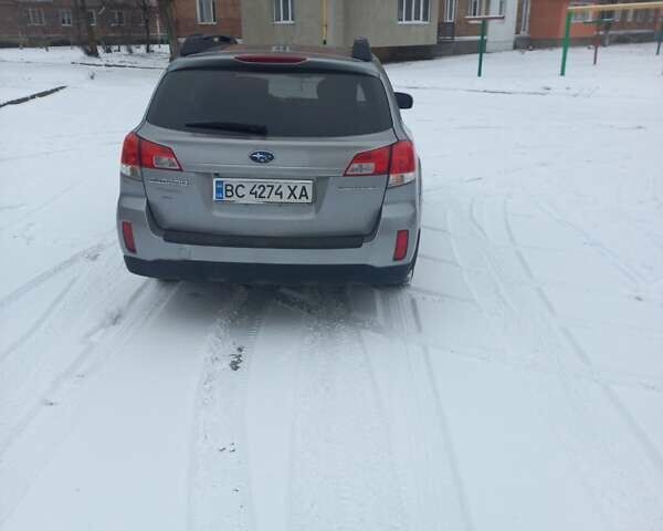 Сірий Субару Аутбек, об'ємом двигуна 2.46 л та пробігом 270 тис. км за 8600 $, фото 11 на Automoto.ua