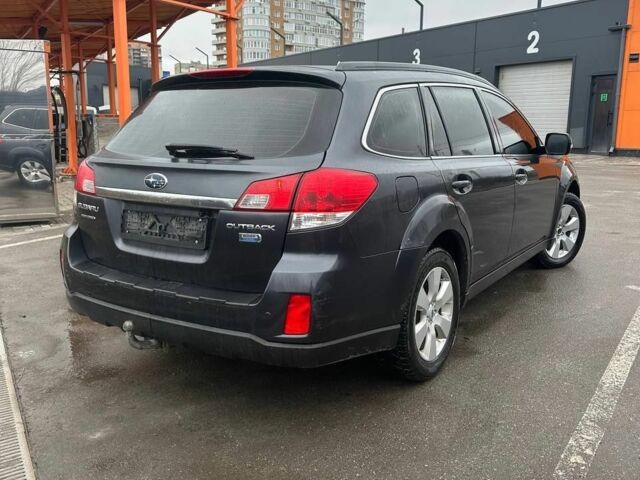 Сірий Субару Аутбек, об'ємом двигуна 2 л та пробігом 299 тис. км за 4850 $, фото 2 на Automoto.ua