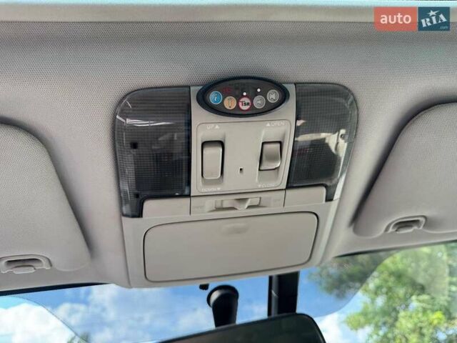 Серый Субару Аутбек, объемом двигателя 2 л и пробегом 257 тыс. км за 8990 $, фото 29 на Automoto.ua