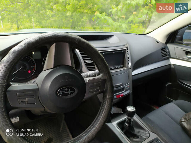Серый Субару Аутбек, объемом двигателя 2 л и пробегом 263 тыс. км за 9300 $, фото 17 на Automoto.ua