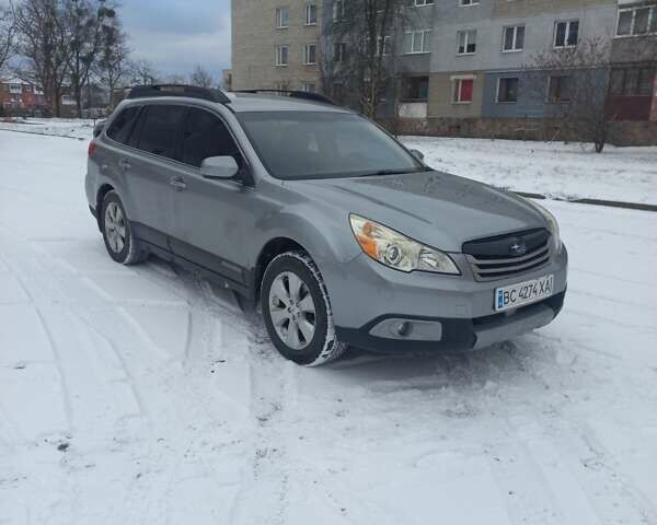 Сірий Субару Аутбек, об'ємом двигуна 2.46 л та пробігом 270 тис. км за 8600 $, фото 3 на Automoto.ua
