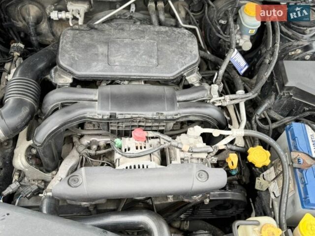 Серый Субару Аутбек, объемом двигателя 2.5 л и пробегом 219 тыс. км за 7900 $, фото 15 на Automoto.ua