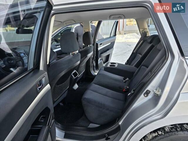 Серый Субару Аутбек, объемом двигателя 2.5 л и пробегом 219 тыс. км за 8333 $, фото 57 на Automoto.ua