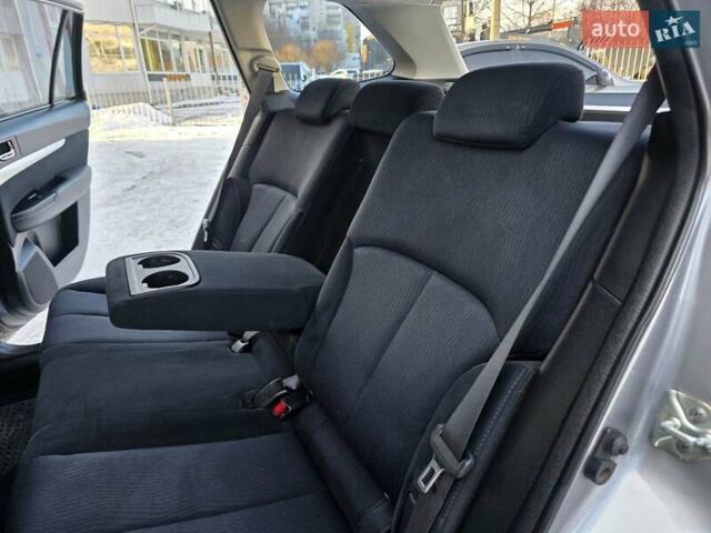 Серый Субару Аутбек, объемом двигателя 2.5 л и пробегом 219 тыс. км за 8333 $, фото 56 на Automoto.ua