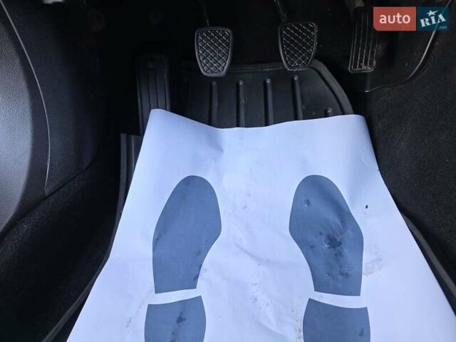 Серый Субару Аутбек, объемом двигателя 2.5 л и пробегом 219 тыс. км за 8333 $, фото 37 на Automoto.ua